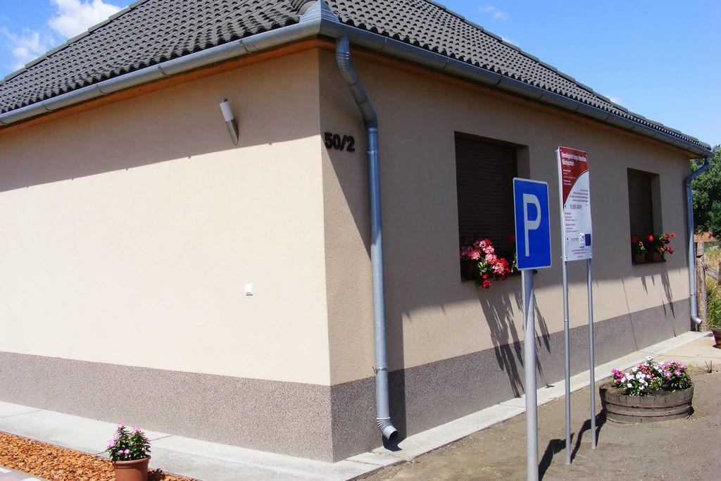 Szerencsecsillag Vendeghaz Hotel Kiskoros Bagian luar foto