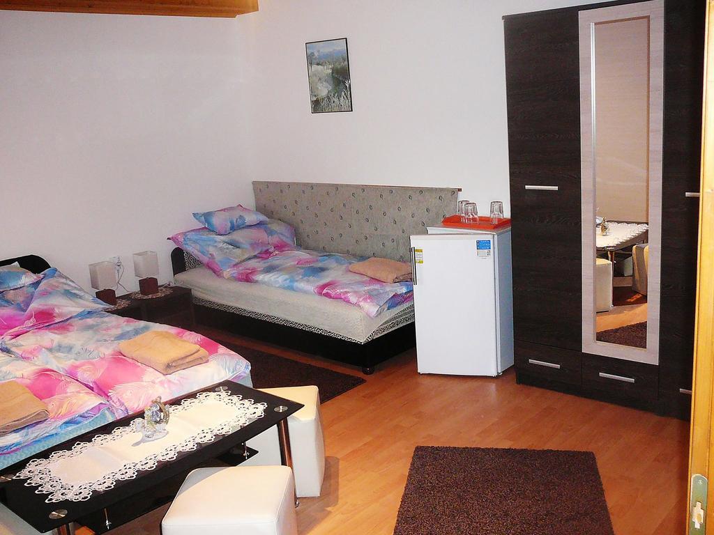 Szerencsecsillag Vendeghaz Hotel Kiskoros Bagian luar foto