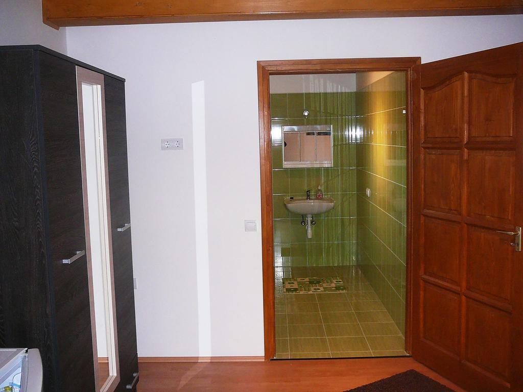 Szerencsecsillag Vendeghaz Hotel Kiskoros Bagian luar foto