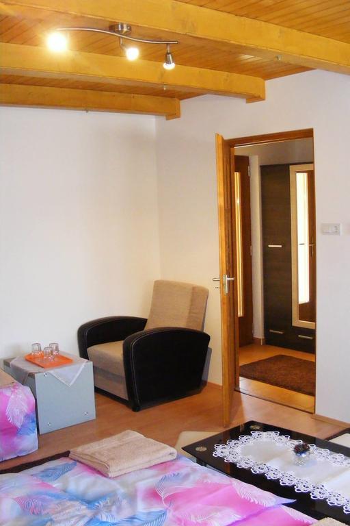Szerencsecsillag Vendeghaz Hotel Kiskoros Bagian luar foto